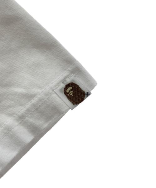 A BATHING APE（アベイシングエイプ）A BATHING APE (アベイシングエイプ) プリントTシャツ ホワイト サイズ:Lの古着・服飾アイテム
