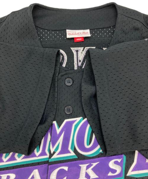 MITCHELL & NESS（ミッチェルアンドネス）MITCHELL & NESS (ミッチェルアンドネス) ベースボールシャツ ブラック サイズ:44の古着・服飾アイテム