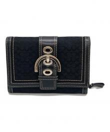 COACH（コーチ）の古着「ソーホー/シグネチャー2つ折り財布」｜ブラック