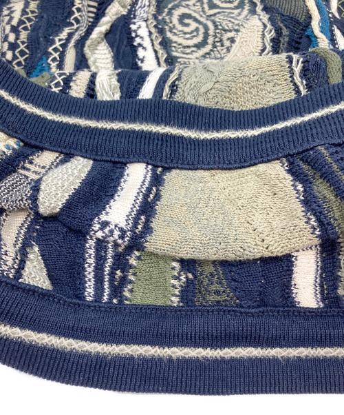 Coogi（クージー）Coogi (クージー) 3Dニットプルオーバー ネイビー サイズ:XLの古着・服飾アイテム
