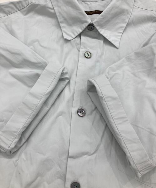 LOUIS VUITTON（ルイ ヴィトン）LOUIS VUITTON (ルイ ヴィトン) 半袖シャツ ペールグレー サイズ:39 15 1/2の古着・服飾アイテム