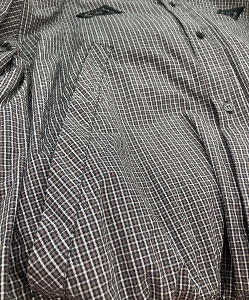 UMBRO（アンブロ）UMBRO (アンブロ) slamjam GINGHAM MASKED SHIRT/シャツパーカー ブラウン×ブラック サイズ:Ｌの古着・服飾アイテム