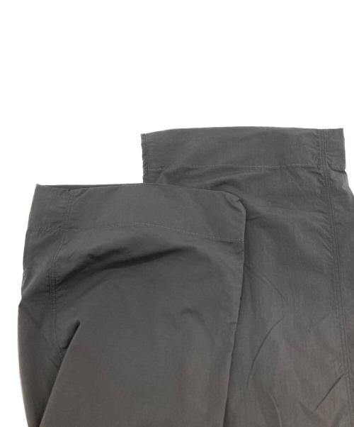 ARC'TERYX（アークテリクス）ARC'TERYX (アークテリクス) ナイロンパンツ グレー サイズ:Mの古着・服飾アイテム