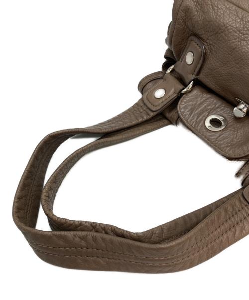 Marc by Marc Jacobs（マークバイマークジェイコブス）Marc by Marc Jacobs (マークバイマークジェイコブス) ターンロックレザーハンドバッグ ブラウンの古着・服飾アイテム
