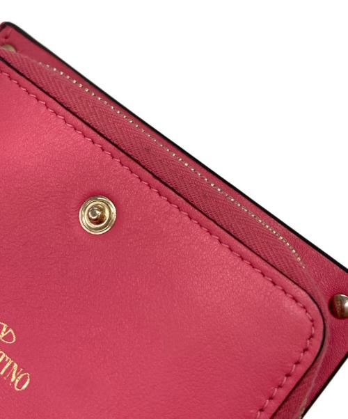 VALENTINO（ヴァレンティノ）VALENTINO (ヴァレンティノ) スタッズ2つ折りウォレット ピンクの古着・服飾アイテム