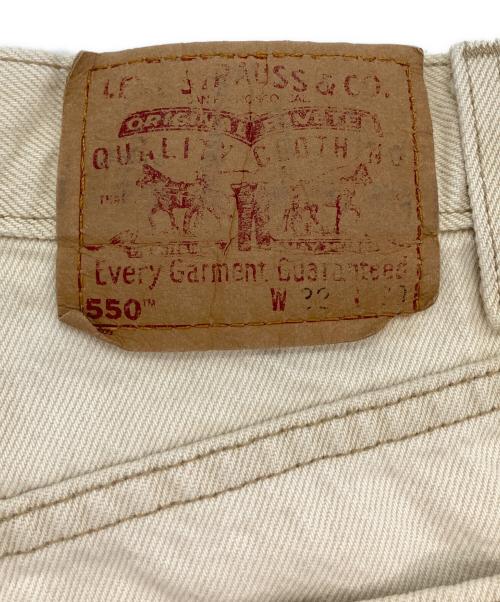 LEVI'S（リーバイス）LEVI'S (リーバイス) カラーデニムパンツ アイボリー サイズ:81cm(W32)の古着・服飾アイテム