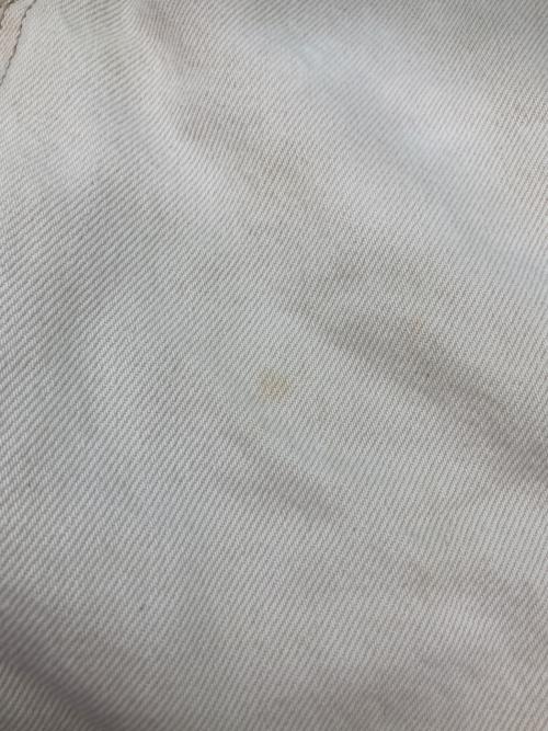 LEVI'S（リーバイス）LEVI'S (リーバイス) カラーデニムパンツ アイボリー サイズ:81cm(W32)の古着・服飾アイテム
