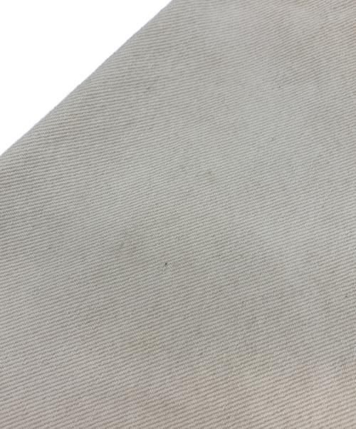 LEVI'S（リーバイス）LEVI'S (リーバイス) カラーデニムパンツ アイボリー サイズ:81cm(W32)の古着・服飾アイテム