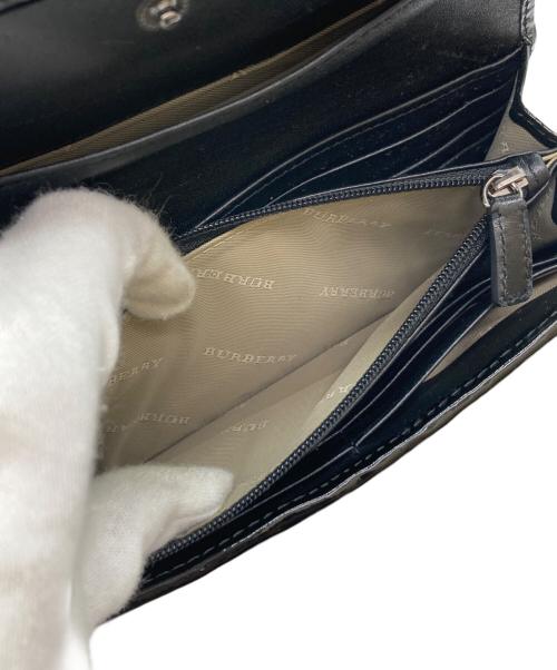 BURBERRY（バーバリー）BURBERRY (バーバリー) 長財布 ベージュ×ブラックの古着・服飾アイテム