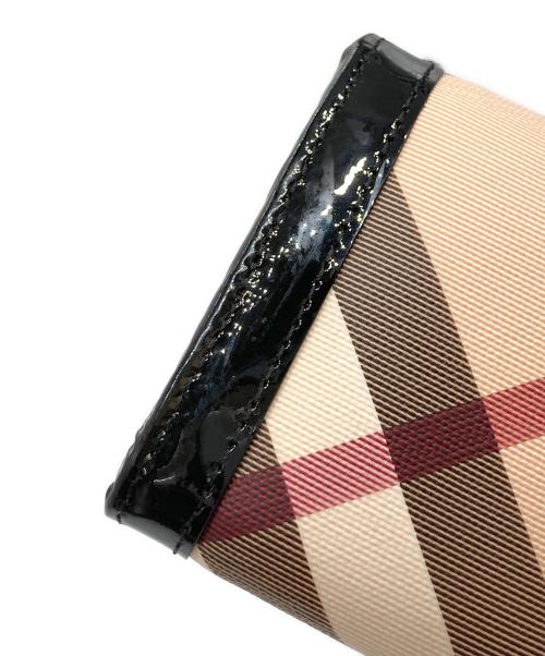BURBERRY（バーバリー）BURBERRY (バーバリー) 長財布 ベージュ×ブラックの古着・服飾アイテム