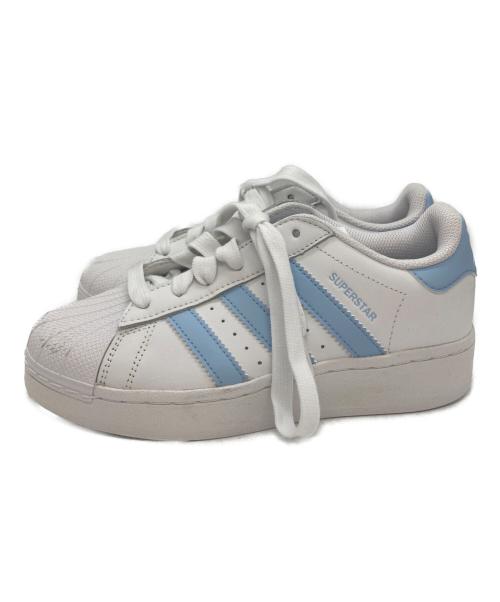 adidas（アディダス）adidas (アディダス) ローカットスニーカー ブルー×ホワイト サイズ:23.5の古着・服飾アイテム