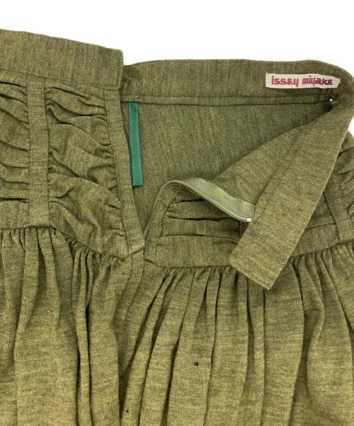 ISSEY MIYAKE（イッセイミヤケ）ISSEY MIYAKE (イッセイミヤケ) シャーリングウールスカート グリーン サイズ:9の古着・服飾アイテム