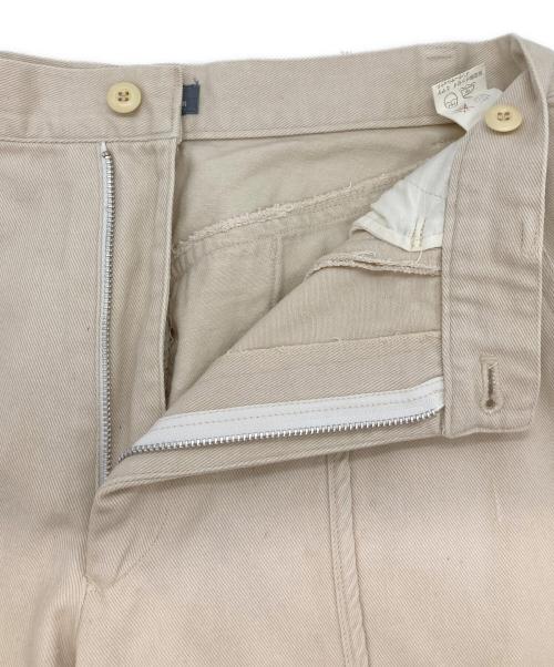 ISSEY MIYAKE MEN（イッセイミヤケメン）ISSEY MIYAKE MEN (イッセイミヤケメン) カツラギパンツ アイボリー サイズ:Ⅿの古着・服飾アイテム