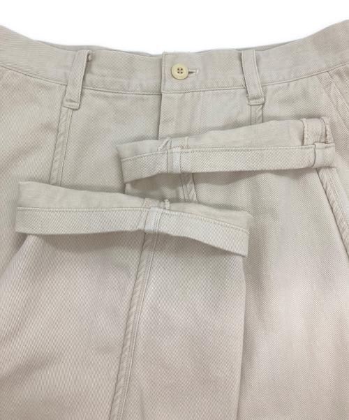ISSEY MIYAKE MEN（イッセイミヤケメン）ISSEY MIYAKE MEN (イッセイミヤケメン) カツラギパンツ アイボリー サイズ:Ⅿの古着・服飾アイテム