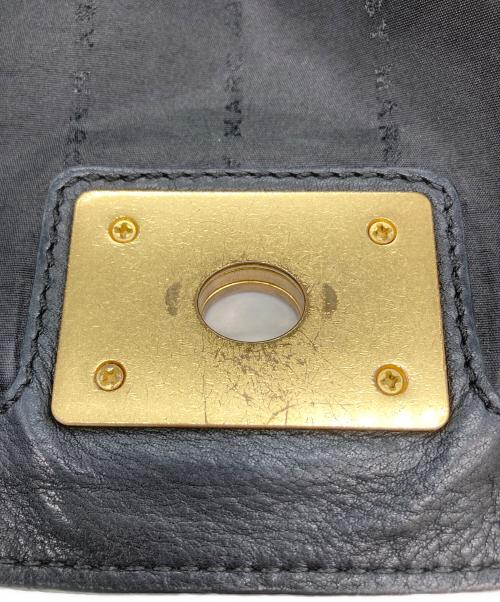 Marc by Marc Jacobs（マークバイマークジェイコブス）Marc by Marc Jacobs (マークバイマークジェイコブス) ターンロックレザーショルダーバッグ ブラックの古着・服飾アイテム