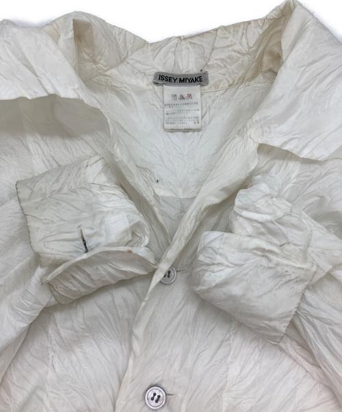 ISSEY MIYAKE（イッセイミヤケ）ISSEY MIYAKE (イッセイミヤケ) シワ加工シャツ ブルー サイズ:Ｍの古着・服飾アイテム