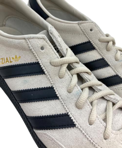adidas（アディダス）adidas (アディダス) HANDBALL SPEZIAL/ローカットスニーカー アイボリー×ブラック サイズ:US10の古着・服飾アイテム