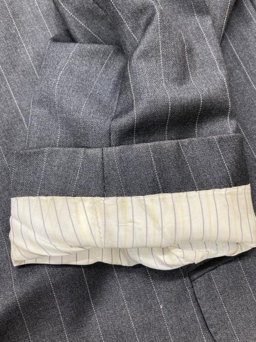 ERMENEGILDO ZEGNA（エルメネジルド・ゼニア）ERMENEGILDO ZEGNA (エルメネジルド・ゼニア) テーラードジャケット グレー サイズ:表記なしの古着・服飾アイテム