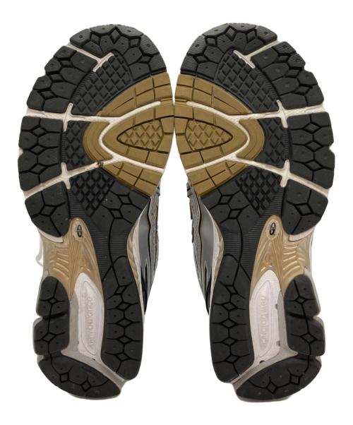 NEW BALANCE（ニューバランス）NEW BALANCE (ニューバランス) スニーカー ホワイト×ブラック サイズ:27.5の古着・服飾アイテム