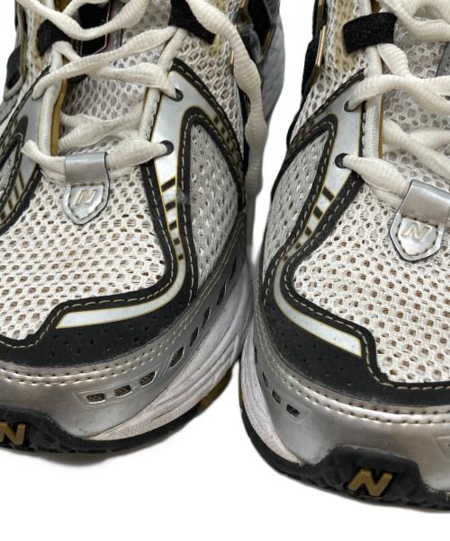 NEW BALANCE（ニューバランス）NEW BALANCE (ニューバランス) スニーカー ホワイト×ブラック サイズ:27.5の古着・服飾アイテム