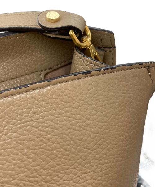 GIANNI CHIARINI（ジャンニ キアリーニ）GIANNI CHIARINI (ジャンニ キアリーニ) 2WAYバッグ ベージュの古着・服飾アイテム
