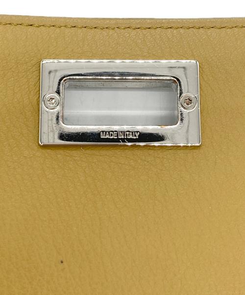 FENDI（フェンディ）FENDI (フェンディ) セレリア ピーカブー/ターンロックロングウォレット ネイビー×マスタードの古着・服飾アイテム