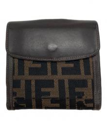 FENDI（フェンディ）の古着「ズッカ柄2つ折り財布」｜ブラウン