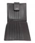 中古・古着 FENDI (フェンディ) ズッカ柄2つ折り財布 ブラウン：7000円