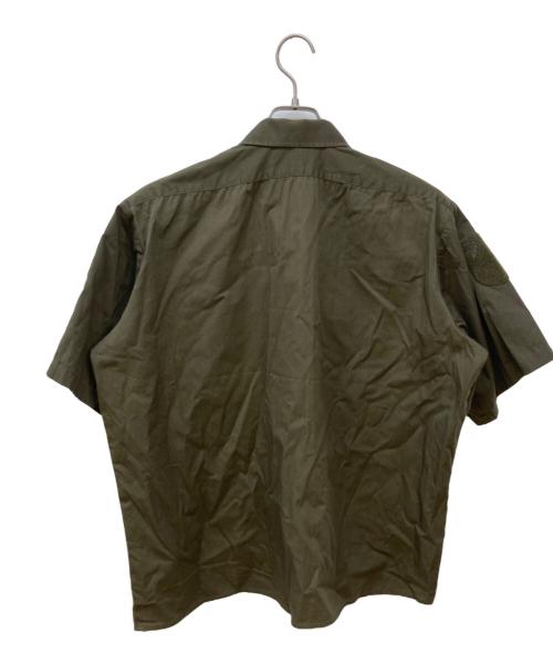 MILITARY（ミリタリー）MILITARY (ミリタリー) 半袖シャツ オリーブ サイズ:43の古着・服飾アイテム