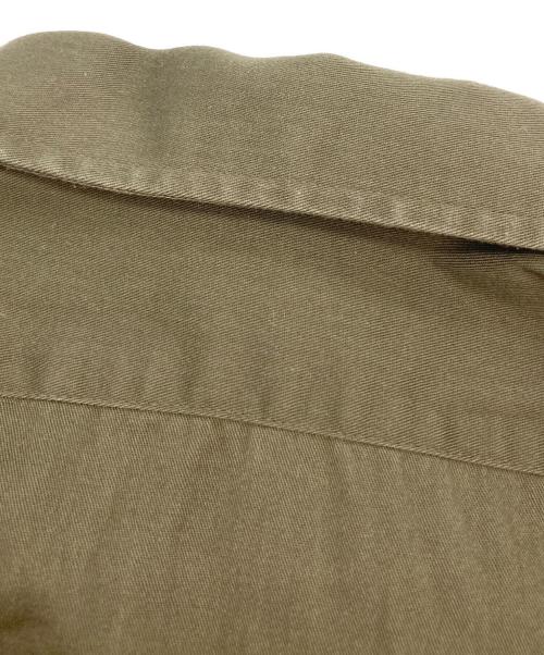 MILITARY（ミリタリー）MILITARY (ミリタリー) 半袖シャツ オリーブ サイズ:43の古着・服飾アイテム