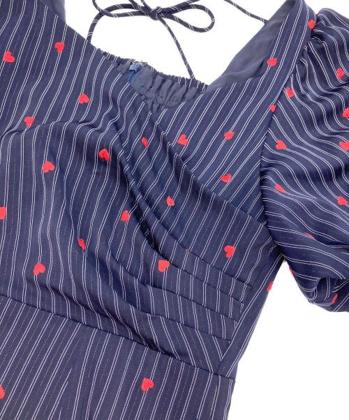 FRAY ID（フレイ アイディー）FRAY ID (フレイ アイディー) ハートエンブロイダリーワンピース ネイビー サイズ:Ｓの古着・服飾アイテム