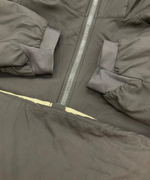 ARC'TERYX（アークテリクス）ARC'TERYX (アークテリクス) ATOM AR HOODY/ダウンジャケット ブラウン サイズ:Ｓの古着・服飾アイテム