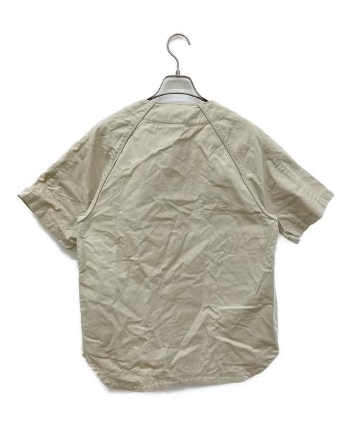 NIKE SB（ナイキエスビー）NIKE SB (ナイキエスビー) ベースボールシャツ ベージュ サイズ:Ｓの古着・服飾アイテム