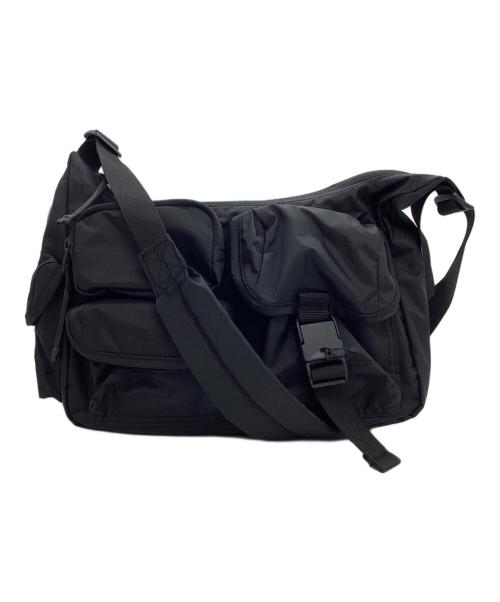 Spick and Span（スピック＆スパン）Spick and Span (スピック＆スパン) MULTI POCKET クロスボディー/ショルダーバッグ ブラックの古着・服飾アイテム
