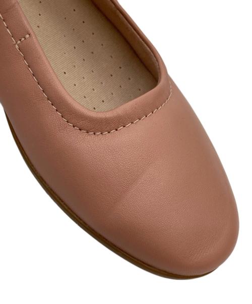 CLARKS（クラークス）CLARKS (クラークス) Gracelin Vail/フラットシューズ ピンク サイズ:24 未使用品の古着・服飾アイテム