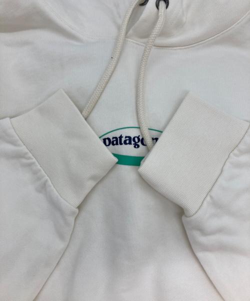 Patagonia（パタゴニア）Patagonia (パタゴニア) 95 オーバル ロゴ デイリー フーディ/パーカー アイボリー サイズ:Lの古着・服飾アイテム