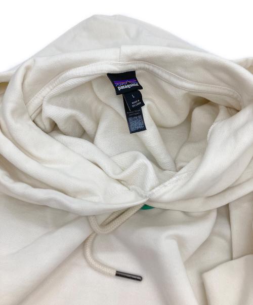 Patagonia（パタゴニア）Patagonia (パタゴニア) 95 オーバル ロゴ デイリー フーディ/パーカー アイボリー サイズ:Lの古着・服飾アイテム