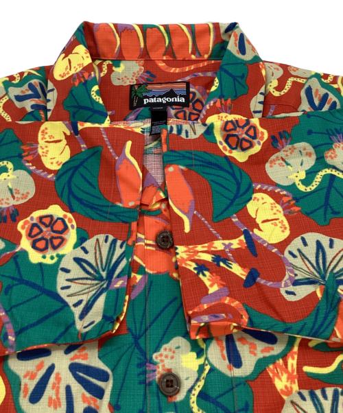 Patagonia（パタゴニア）Patagonia (パタゴニア) タイダル・スレッズ・キャンプ・シャツ レッド サイズ:Ｓの古着・服飾アイテム