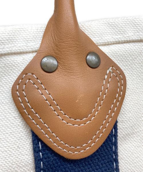 L.L.Bean（エルエルビーン）L.L.Bean (エルエルビーン) クラシック・レザー・ハンドル・カタディン・ボート・アンド・トート アイボリーの古着・服飾アイテム