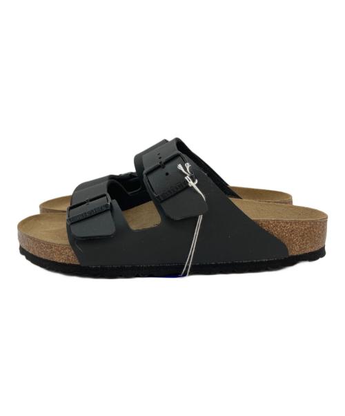 BIRKENSTOCK（ビルケンシュトック）BIRKENSTOCK (ビルケンシュトック) アリゾナ/Arizona ストラップサンダル ブラック サイズ:26 未使用品の古着・服飾アイテム