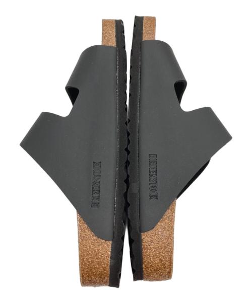 BIRKENSTOCK（ビルケンシュトック）BIRKENSTOCK (ビルケンシュトック) アリゾナ/Arizona ストラップサンダル ブラック サイズ:26 未使用品の古着・服飾アイテム