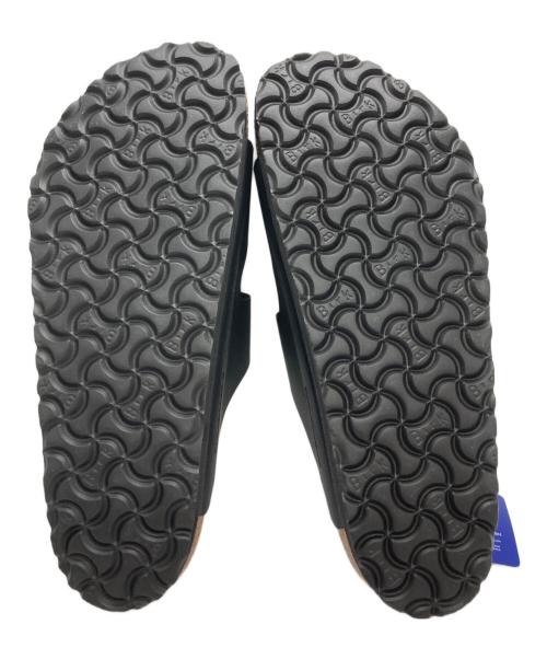 BIRKENSTOCK（ビルケンシュトック）BIRKENSTOCK (ビルケンシュトック) アリゾナ/Arizona ストラップサンダル ブラック サイズ:26 未使用品の古着・服飾アイテム