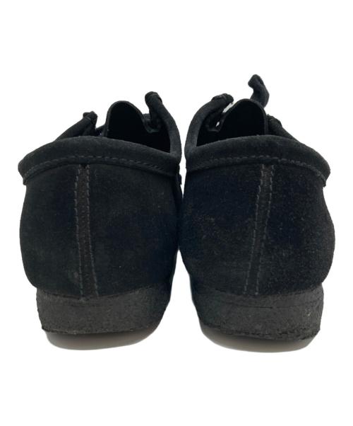 CLARKS（クラークス）CLARKS (クラークス) ワラビーシューズ ブラック サイズ:UK8 1/2の古着・服飾アイテム