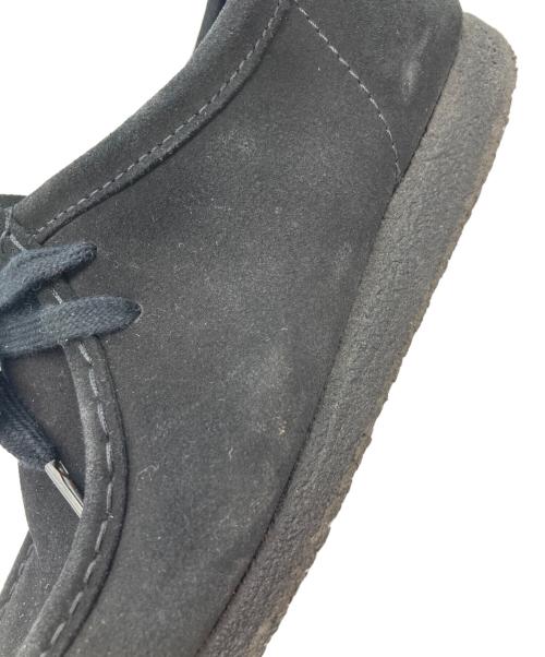 CLARKS（クラークス）CLARKS (クラークス) ワラビーシューズ ブラック サイズ:UK8 1/2の古着・服飾アイテム