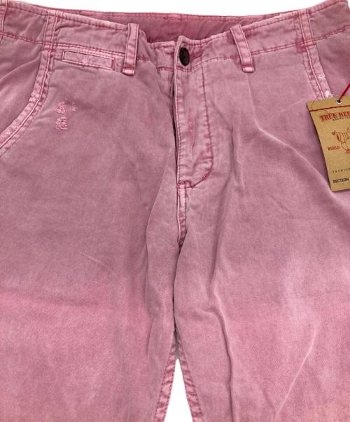 TRUE RELIGION（トゥルー レリジョン）TRUE RELIGION (トゥルー レリジョン) ダメージ加工チノパン ROMAN ピンク サイズ:83.5cm (W33) 未使用品の古着・服飾アイテム