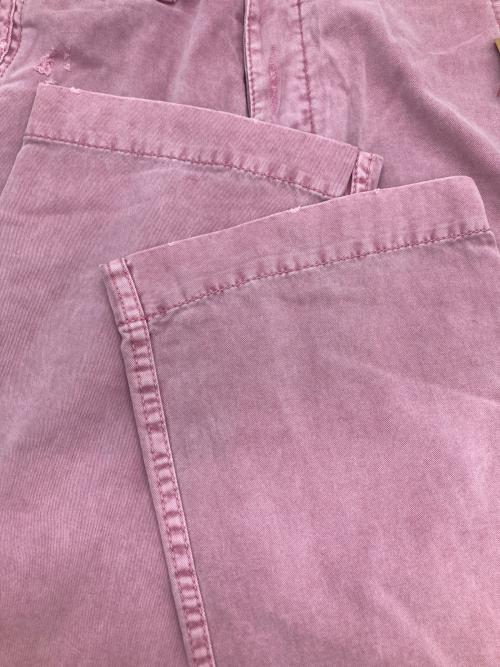 TRUE RELIGION（トゥルー レリジョン）TRUE RELIGION (トゥルー レリジョン) ダメージ加工チノパン ROMAN ピンク サイズ:83.5cm (W33) 未使用品の古着・服飾アイテム