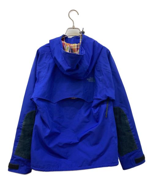 THE NORTH FACE（ザ ノース フェイス）THE NORTH FACE (ザ ノース フェイス) eYe COMME des GARCONS JUNYAWATANABE MAN (アイ コム デ ギャルソン ジュンヤ ワタナベ マン) マウンテンパーカー ブルー サイズ:Ｓの古着・服飾アイテム