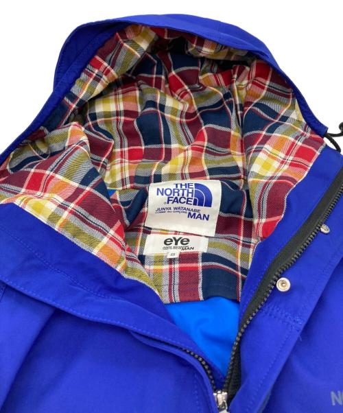 THE NORTH FACE（ザ ノース フェイス）THE NORTH FACE (ザ ノース フェイス) eYe COMME des GARCONS JUNYAWATANABE MAN (アイ コム デ ギャルソン ジュンヤ ワタナベ マン) マウンテンパーカー ブルー サイズ:Ｓの古着・服飾アイテム