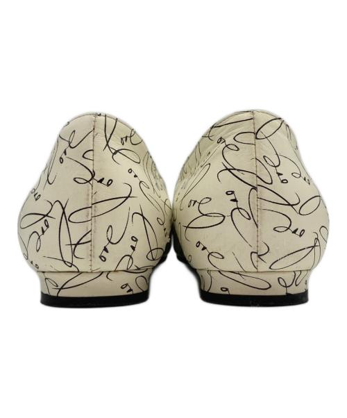 Manolo Blahnik（マノロ ブラニク）Manolo Blahnik (マノロ ブラニク) パンプス ホワイト サイズ:36の古着・服飾アイテム