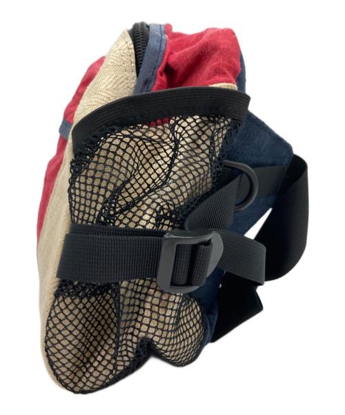 THE NORTH FACE（ザ ノース フェイス）THE NORTH FACE (ザ ノース フェイス) Livity (リビティ) KANGA/ウエストバッグ レッド 未使用品の古着・服飾アイテム